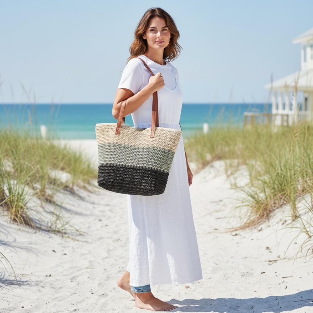 Hadley Wren Serena Navy and Blue Colorblock Zip Closure Top Tote Bag New - Picture 3 of 5
